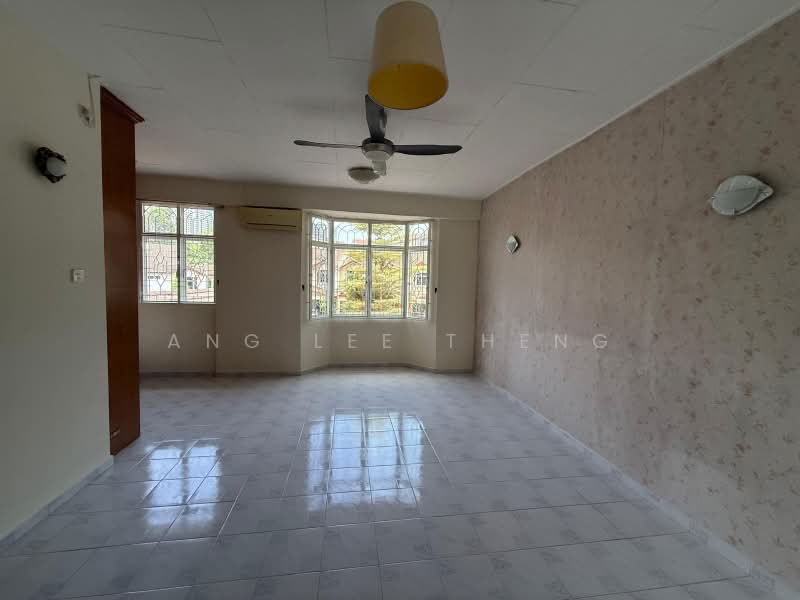 2-storey Terraced House for Sale in Sungai Ara (Penang) - Ang Lee Theng - Living Room - PropertyGuru.com.my