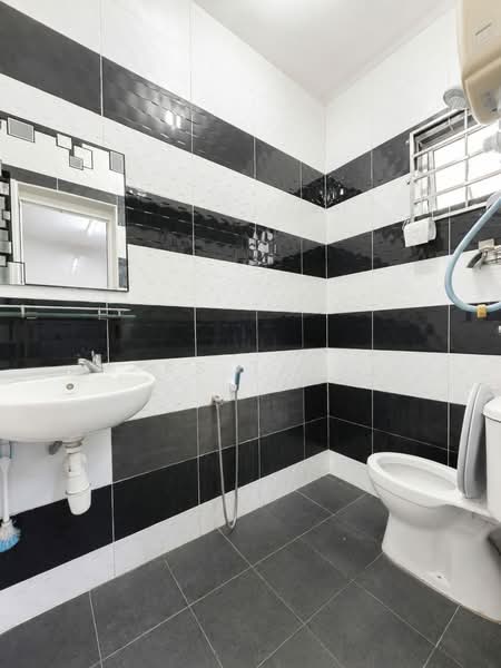 Rumah Teres 2 Tingkat untuk Dijual di Bandar Seri Alam (Masai) - KS Tan - PropertyGuru.com.my