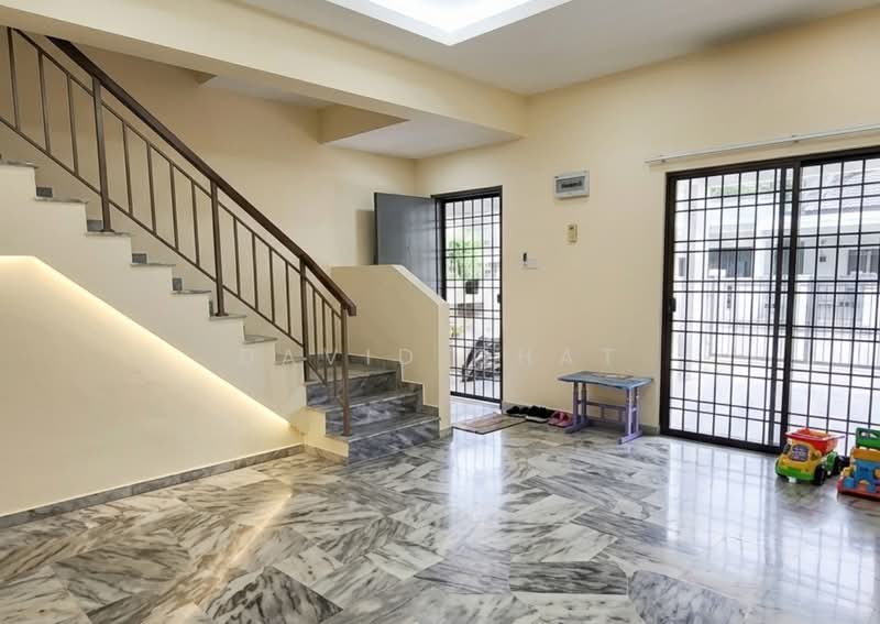 Rumah Teres 2 Tingkat untuk Dijual di Bandar Mahkota Cheras (Cheras) - David Chat - Living Room - PropertyGuru.com.my