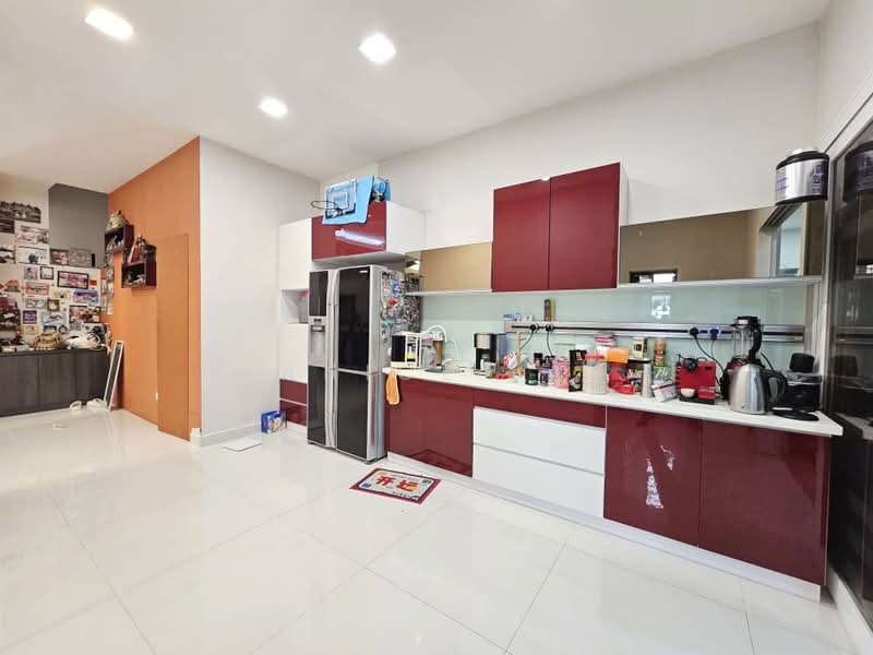 Cluster House for Sale in Batu 9 (Cheras) - Janice Lau - Kitchen - PropertyGuru.com.my