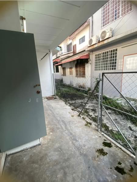 Rumah Teres 2-Tingkat untuk Dijual di Sungai Long (Bandar Sungai Long) - Jeff Cheah - Exterior - PropertyGuru.com.my