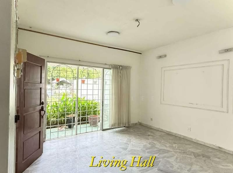 2-storey Terraced House for Sale in Usj 11 (Subang Jaya) - Kenix Lee - Living Room - PropertyGuru.com.my