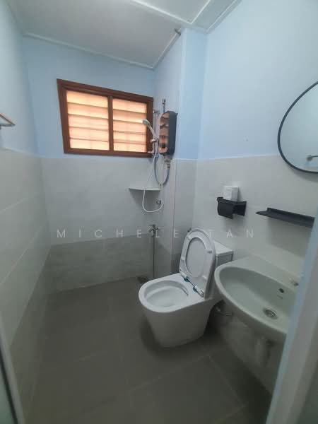 Rumah Teres 2 Tingkat untuk Disewa di Bandar Kinrara (Selangor) - Michele Tan - Bathroom - PropertyGuru.com.my