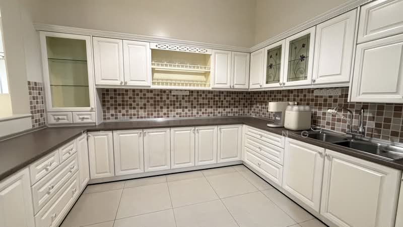 Semi-Detached House for Sale in Kota Kemuning (Shah Alam) - Anjoe Tang - Kitchen - PropertyGuru.com.my