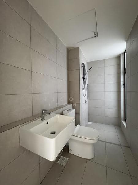 Kondominium untuk Disewa di Dwitara Residences - Elcoln Leong - Bathroom - PropertyGuru.com.my