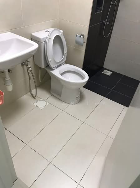 Office for Rent in Petaling Jaya (Selangor) - Vivian Lee - Bathroom - PropertyGuru.com.my