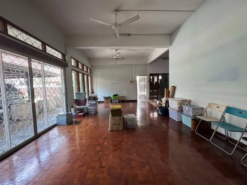 Bungalow for Sale in Kuala Lumpur (Kuala Lumpur) - Fahana Rashid - Living Room - PropertyGuru.com.my