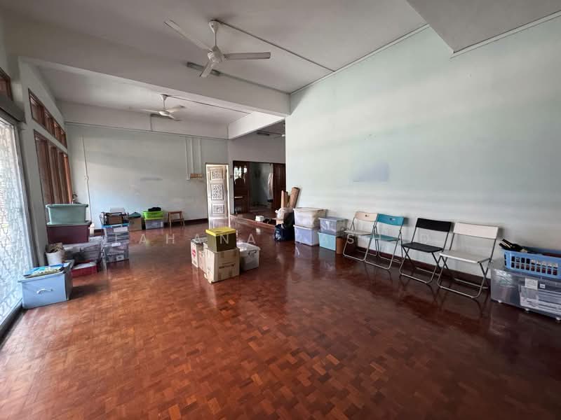 Bungalow for Sale in Kuala Lumpur (Kuala Lumpur) - Fahana Rashid - Living Room - PropertyGuru.com.my