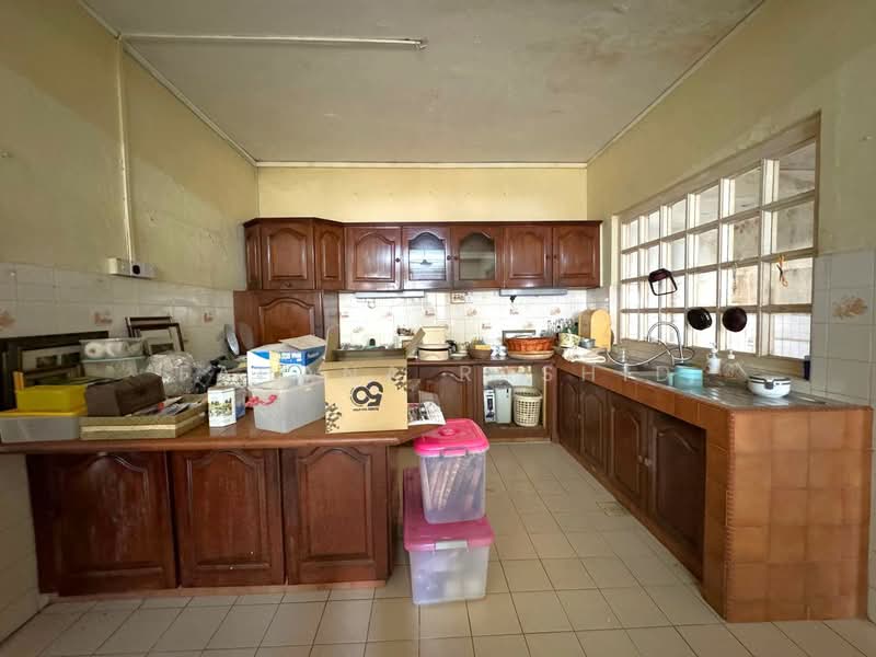 Bungalow for Sale in Kuala Lumpur (Kuala Lumpur) - Fahana Rashid - Kitchen - PropertyGuru.com.my