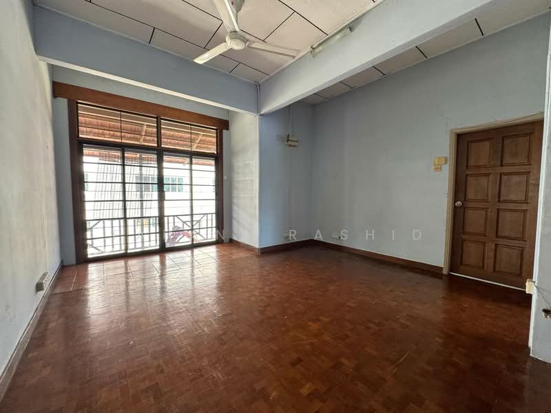 Bungalow for Sale in Kuala Lumpur (Kuala Lumpur) - Fahana Rashid - Living Room - PropertyGuru.com.my