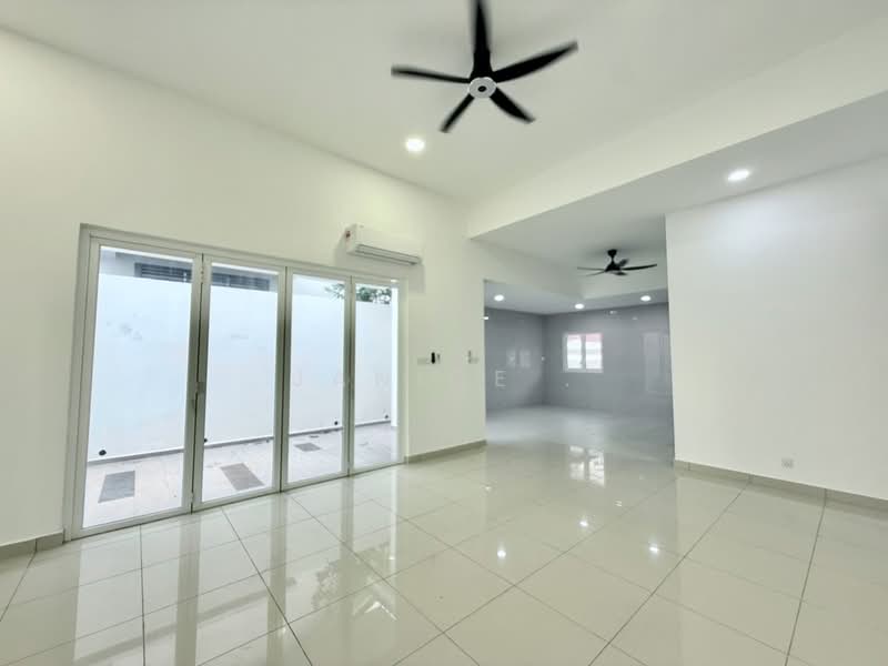 Semi-Detached House for Sale in Taman Ungku Tun Aminah (Skudai) - Janice . - PropertyGuru.com.my