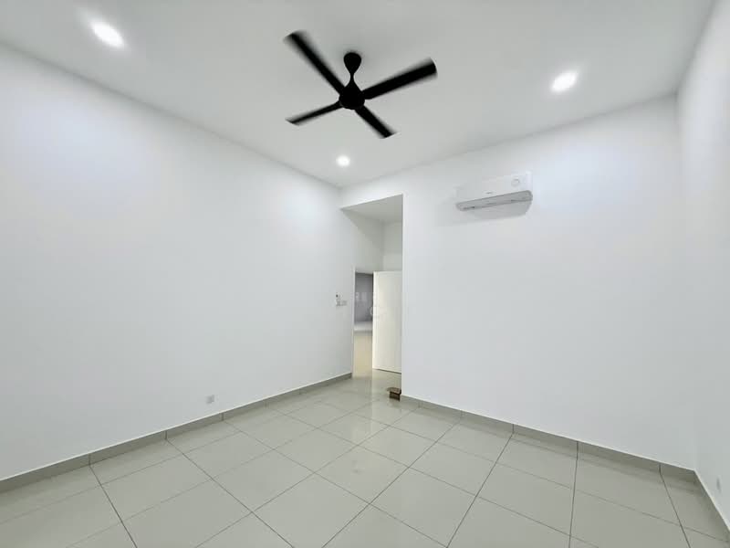 Semi-Detached House for Sale in Taman Ungku Tun Aminah (Skudai) - Janice . - PropertyGuru.com.my