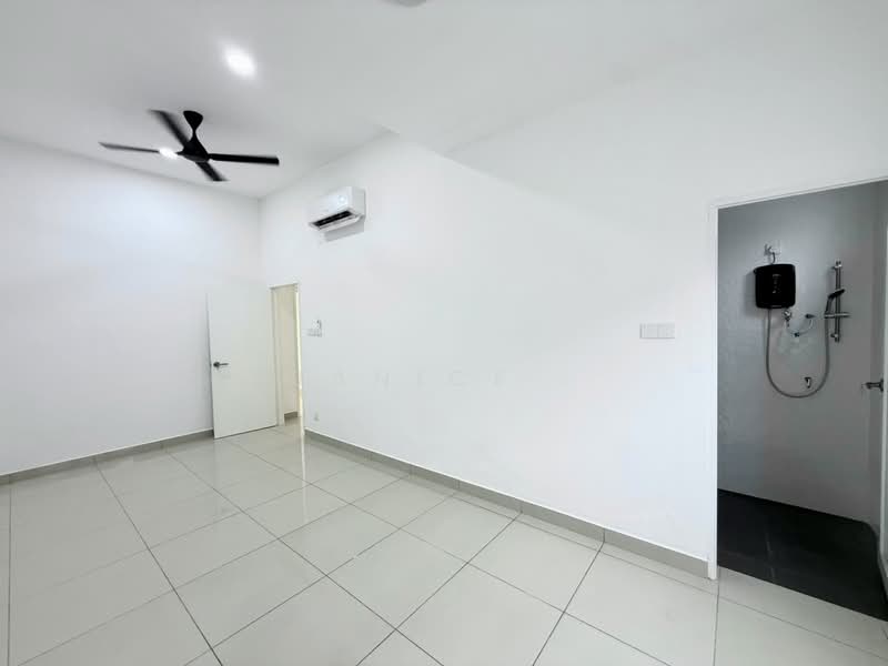Semi-Detached House for Sale in Taman Ungku Tun Aminah (Skudai) - Janice . - PropertyGuru.com.my
