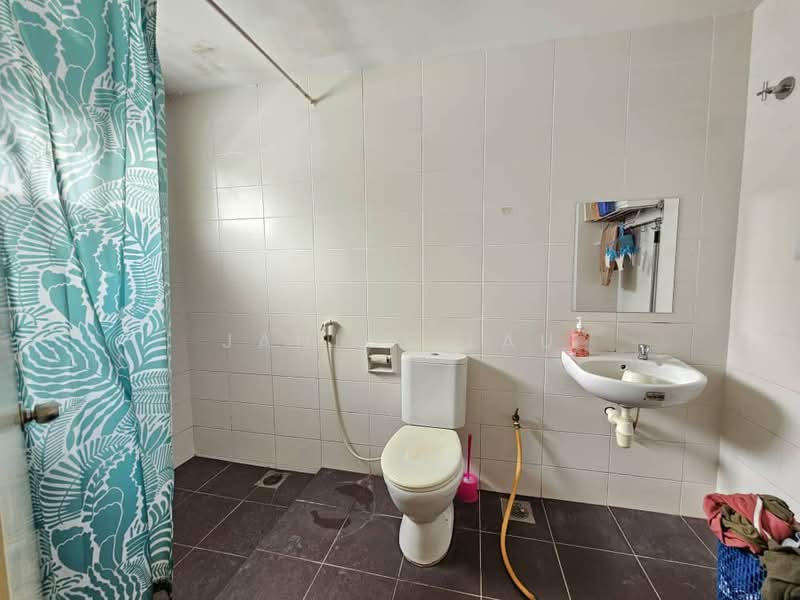 2.5-storey Terraced House for Sale in Cheras (Selangor) - Janice Lau - Bathroom - PropertyGuru.com.my