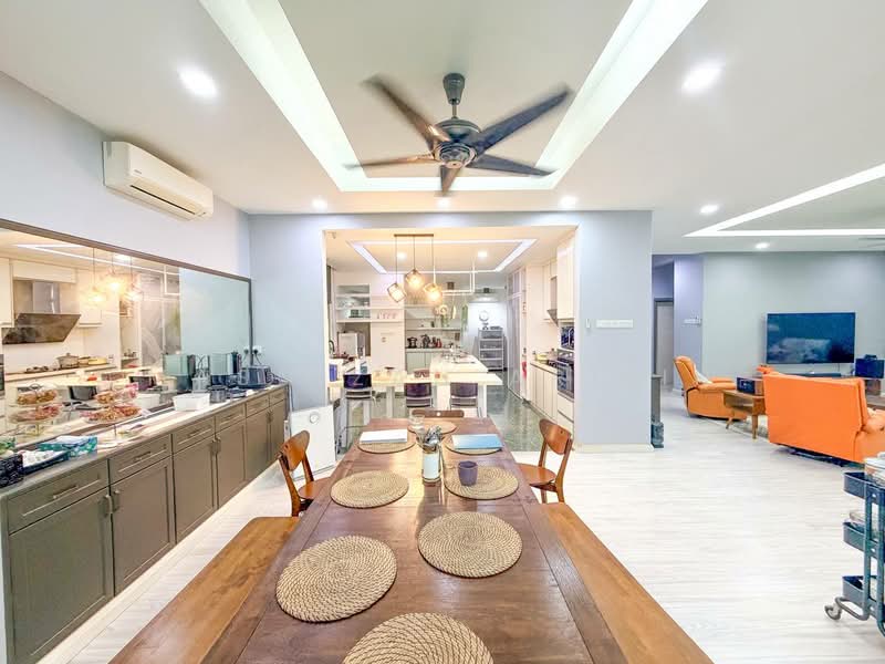 Bungalow for Sale in Taman Damai Jaya (Cheras) - Masnizah Arifin - Dining Room - PropertyGuru.com.my