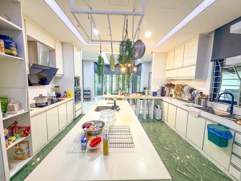 Bungalow for Sale in Taman Damai Jaya (Cheras) - Masnizah Arifin - Kitchen - PropertyGuru.com.my
