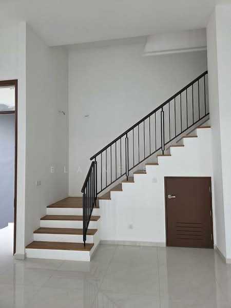 Cluster House for Sale in Austin Crest (Johor Bahru) - Elaine Sim - Entrance - PropertyGuru.com.my