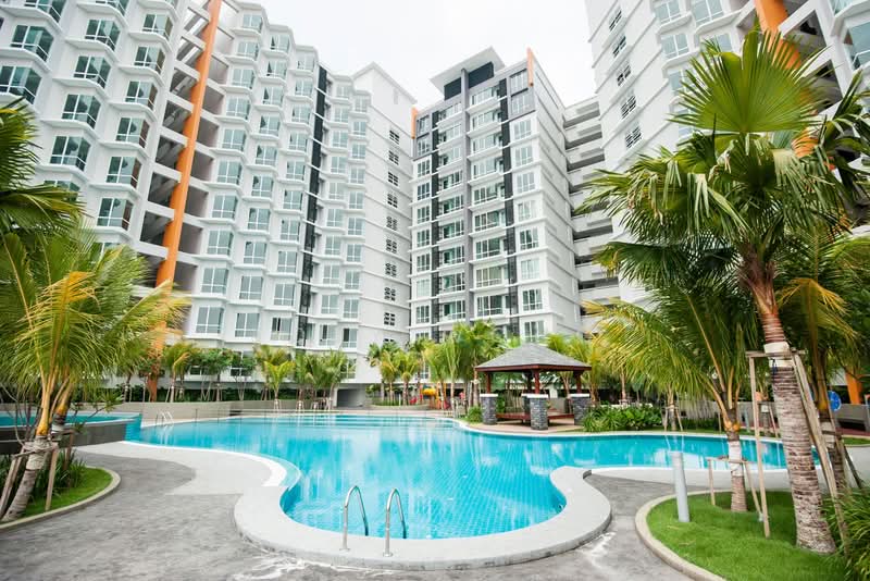 Service Residence for Sale at Tiara Mutiara / The Crown - Joey Wong - Pool - PropertyGuru.com.my