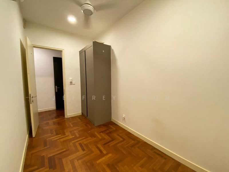 Servis Apartment untuk Dijual di Residency V - Jeffrey Hoon - Bedroom - PropertyGuru.com.my