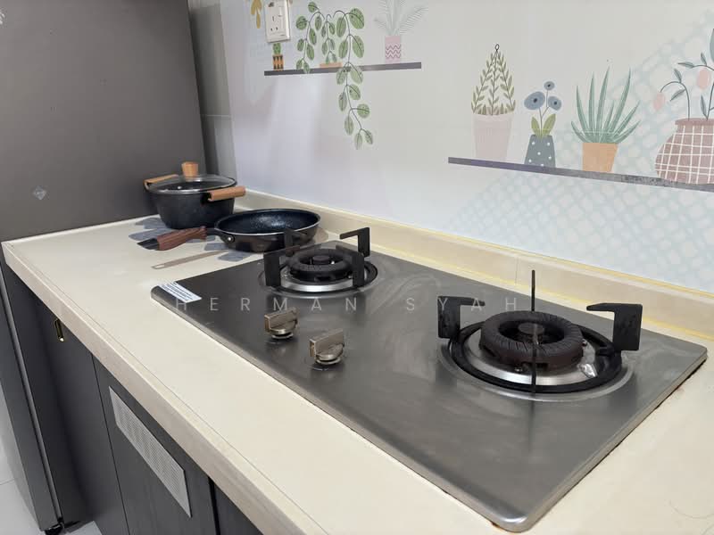 Condominium for Rent at Amberside @ Country Garden Danga Bay - Herman Syah - Kitchen - PropertyGuru.com.my