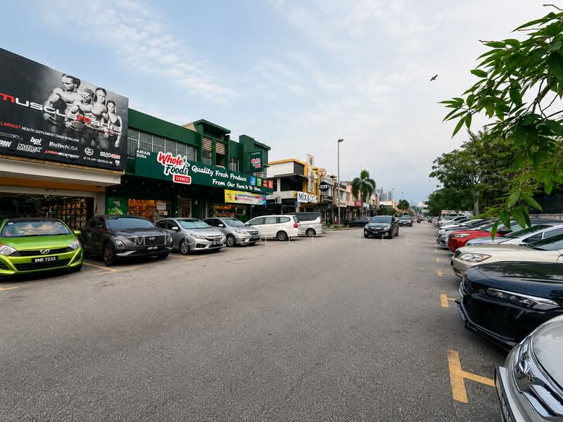 Kedai / Pejabat untuk Dijual di Bandar Botanic (Klang) - Michelle Tee - Exterior - PropertyGuru.com.my