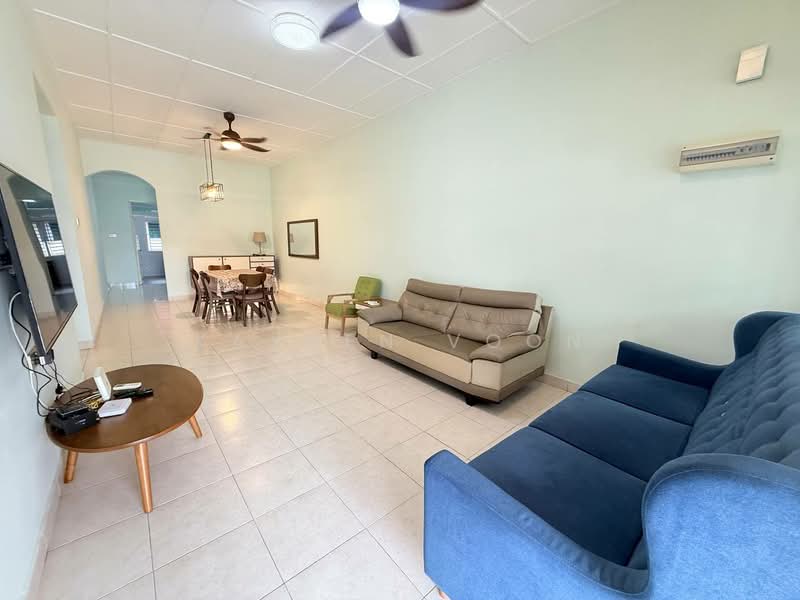 Rumah Teres 1 Tingkat untuk Dijual di Taman Pelangi Indah (Ulu Tiram) - Kayden Voon - Living Room - PropertyGuru.com.my