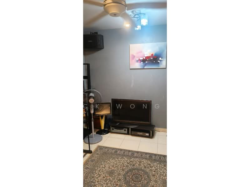 Kondominium untuk Dijual di Platinum Lake PV 13 - CK Wong - Living Room - PropertyGuru.com.my