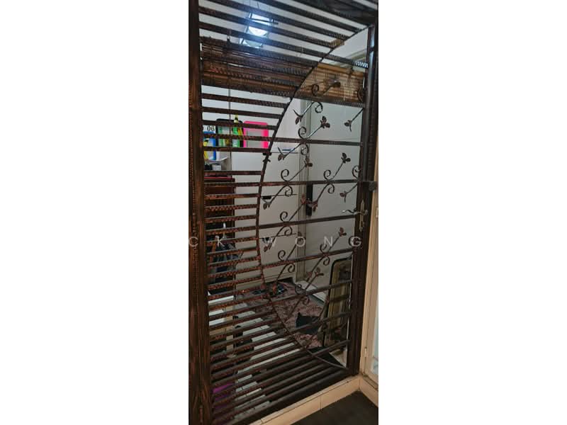 Kondominium untuk Dijual di Platinum Lake PV 13 - CK Wong - Entrance - PropertyGuru.com.my