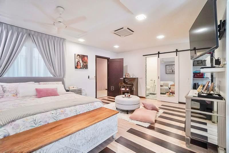 Kondominium untuk Dijual di Menara Kayangan - Azli Ibrahim - Bedroom - PropertyGuru.com.my