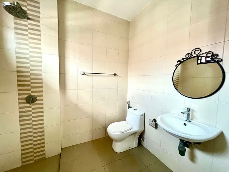 Rumah Teres 2 Tingkat untuk Disewa di Alam Impian (Shah Alam) - Adaw Zain - Bathroom - PropertyGuru.com.my
