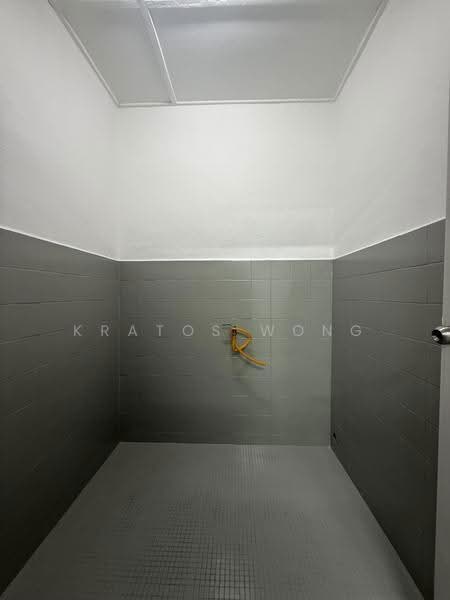 Shop / Office for Rent in Taman Johor Jaya (Johor Bahru) - Kratos Wong - PropertyGuru.com.my