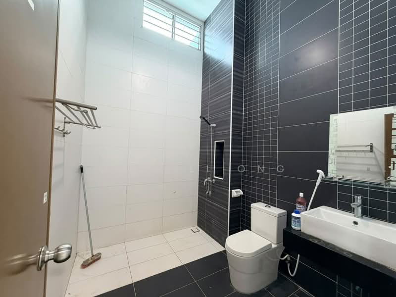 Cluster House for Sale in Taman Nusa Bestari (Iskandar Puteri (Nusajaya)) - Gabriel Ong - Bathroom - PropertyGuru.com.my