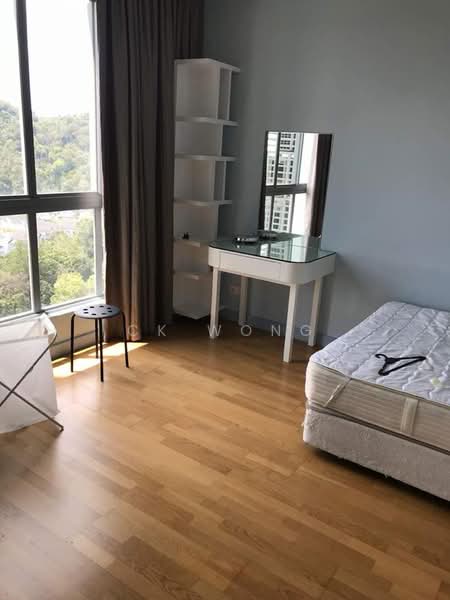 Kondominium untuk Dijual di Kiaramas Danai - CK Wong - Bedroom - PropertyGuru.com.my