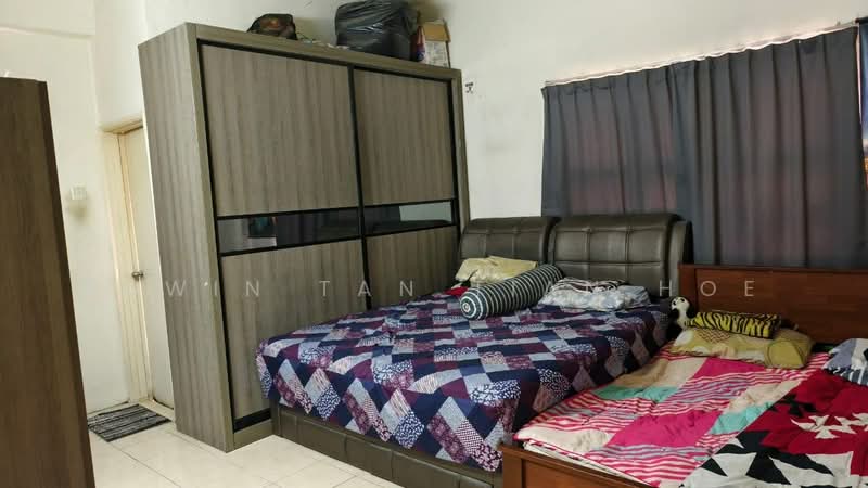 Pangsapuri untuk Dijual di Vista Bayu - Edwin Tan Tian Hoe - Bedroom - PropertyGuru.com.my