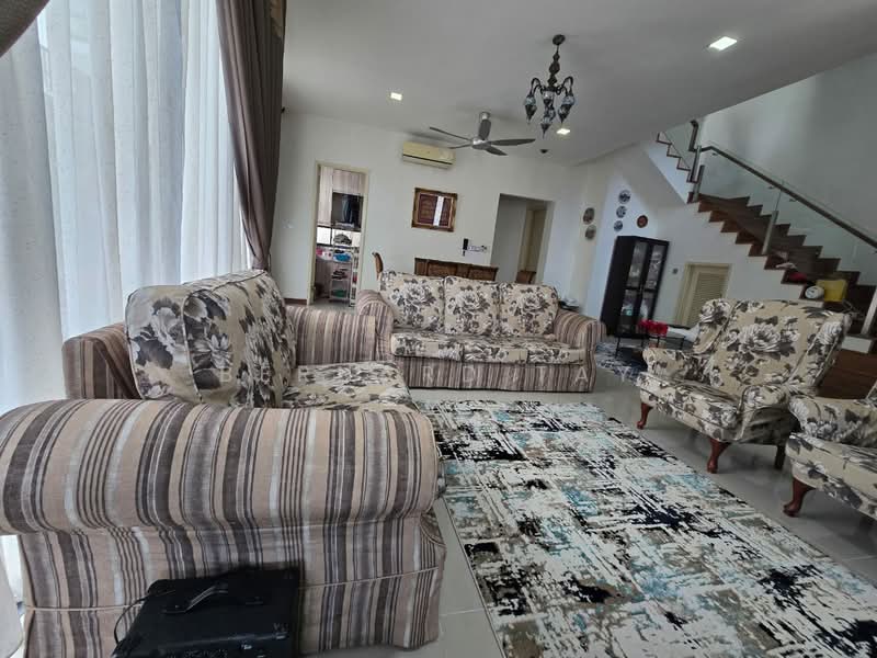 Semi-Detached House for Sale in Taman Equine (Seri Kembangan) - Bernard Tay - Living Room - PropertyGuru.com.my