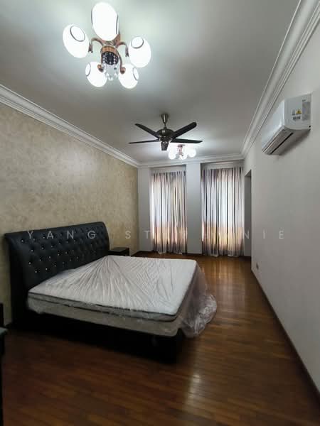 Kondominium untuk Disewa di La Grande Kiara - Yang Stephanie - Master room - PropertyGuru.com.my