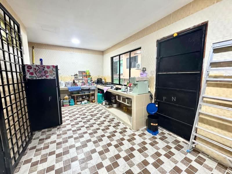 Rumah Teres untuk Dijual di Bandar Mahkota Cheras (Cheras) - Firdaus Husin - PropertyGuru.com.my