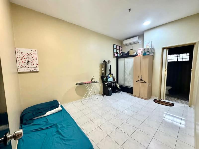 Rumah Teres untuk Dijual di Bandar Mahkota Cheras (Cheras) - Firdaus Husin - PropertyGuru.com.my