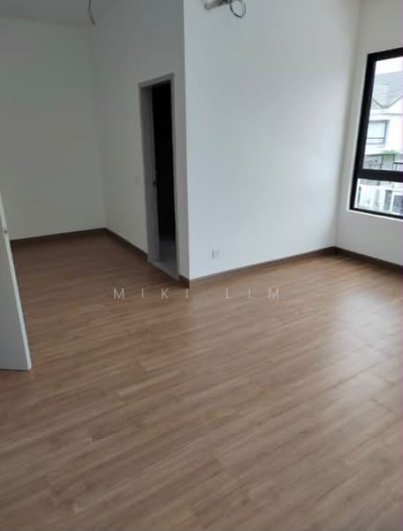 Rumah Berkembar untuk Dijual di Cyber 10 (Cyberjaya) - Miki Lim - Interior - PropertyGuru.com.my