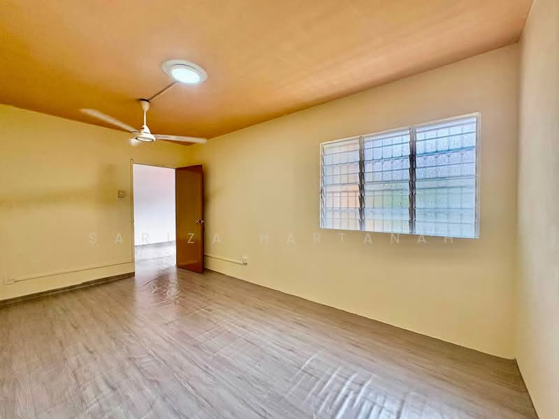 Rumah Flat untuk Dijual di PKNS Seksyen 24 - Sariza Hartanah - Interior - PropertyGuru.com.my