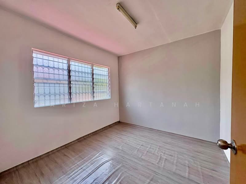 Rumah Flat untuk Dijual di PKNS Seksyen 24 - Sariza Hartanah - Interior - PropertyGuru.com.my
