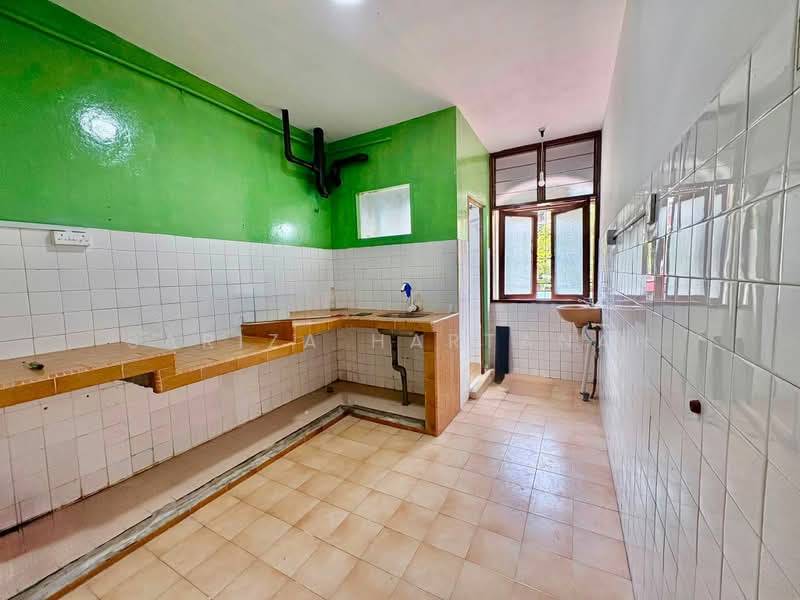 Rumah Flat untuk Dijual di PKNS Seksyen 24 - Sariza Hartanah - Kitchen - PropertyGuru.com.my