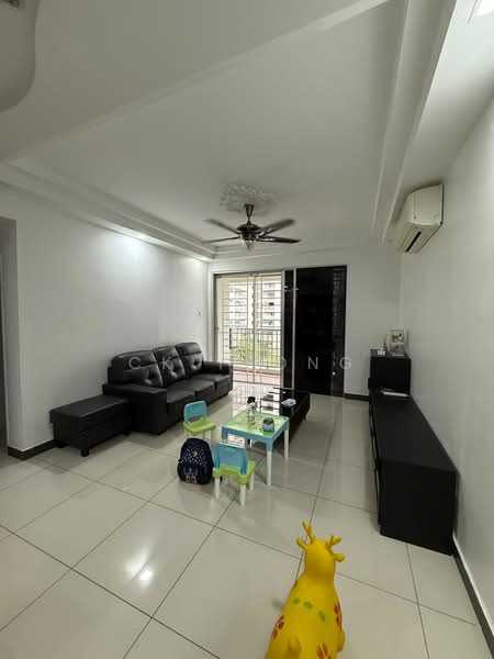 Kondominium untuk Disewa di Platinum Lake PV 20 - CK Teong - Living Room - PropertyGuru.com.my