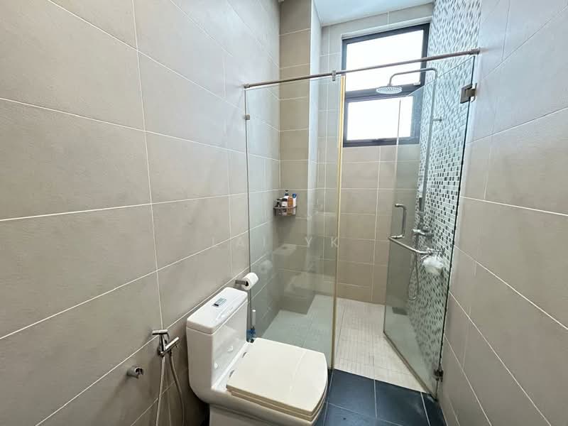 Bungalow for Sale in Subang Heights (Subang Jaya) - Lai YK - Bathroom - PropertyGuru.com.my
