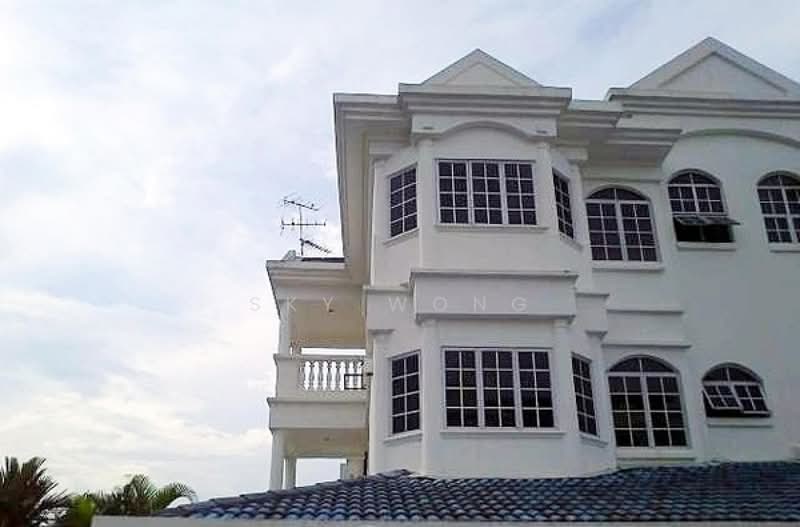 2.5-storey Terraced House for Sale in BANDAR PUCHONG JAYA (Puchong) - Sky Wong - Exterior - PropertyGuru.com.my