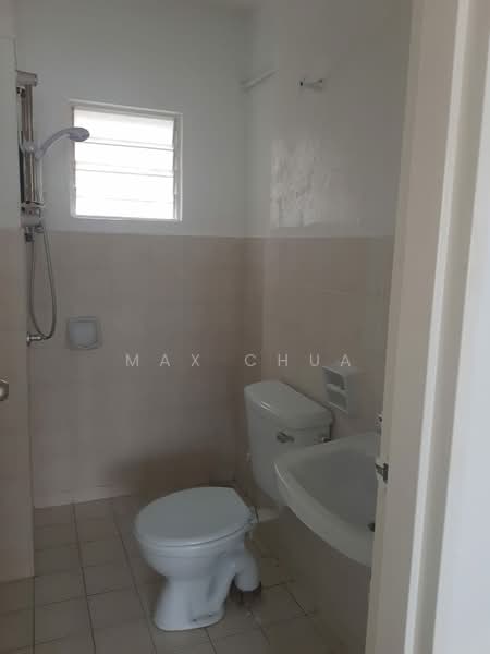 Pangsapuri untuk Dijual di Mandarina Court - Max Chua - Bathroom - PropertyGuru.com.my