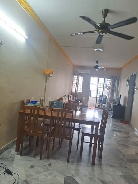 Condominium for Sale at Palm Court Condominium - Surendran Karapiah - Living Room - PropertyGuru.com.my
