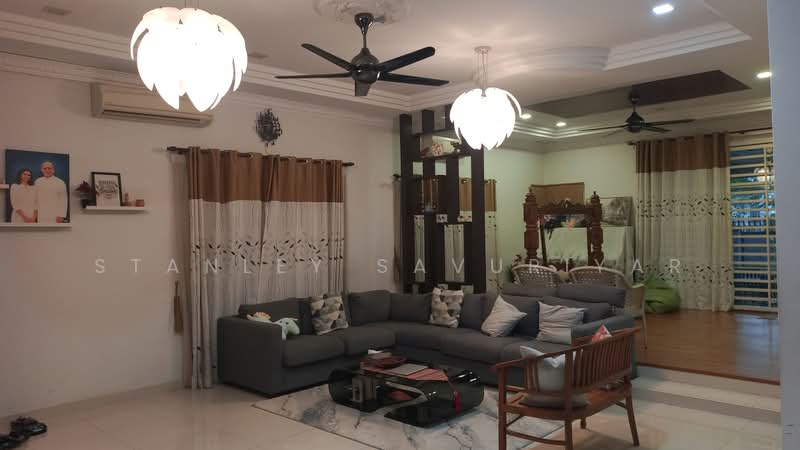 Rumah Banglo untuk Dijual di Seksyen 12 (Petaling Jaya) - Stanley Savuriyar - Living Room - PropertyGuru.com.my
