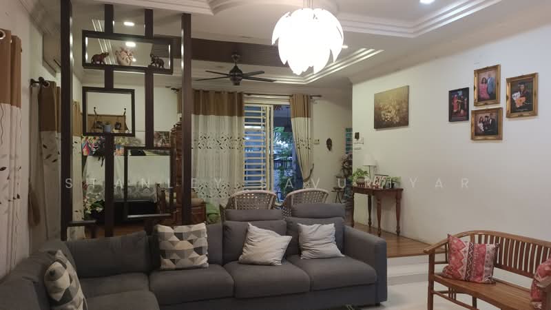 Rumah Banglo untuk Dijual di Seksyen 12 (Petaling Jaya) - Stanley Savuriyar - Living Room - PropertyGuru.com.my