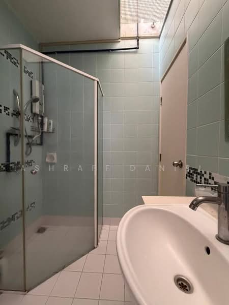 Rumah Kluster untuk Dijual di Sunway Alam Suria (Shah Alam) - Ashraff Daniel - Bathroom - PropertyGuru.com.my